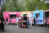 Food trucki opanowały Warszawę. Trwa IV Wolski Festiwal Streetfoodu. Na miejscu jedzenie z całego świata i wiele atrakcji