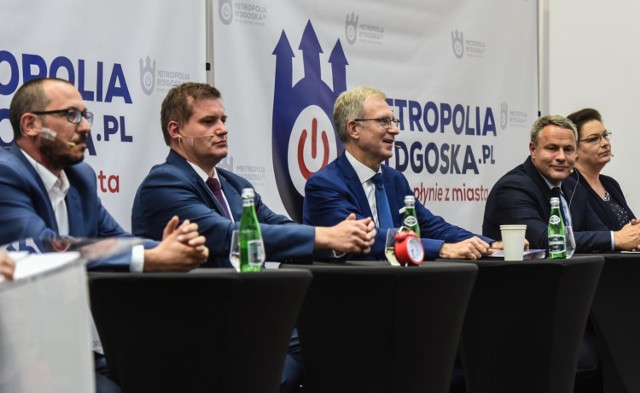 W debacie wzięli udział (od lewej): Paweł Skutecki, Marcin Sypniewski, Tomasz Latos, Rafał Bruski i Anna Mackiewicz


Piraci drogowi w regionie. Niemal doprowadzili do tragedii!  [wideo - program Stop Agresji Drogowej 4]

