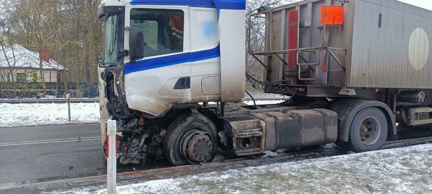 Wypadek w Krzemieniewie w powiecie leszczyńskim. Zderzenie...