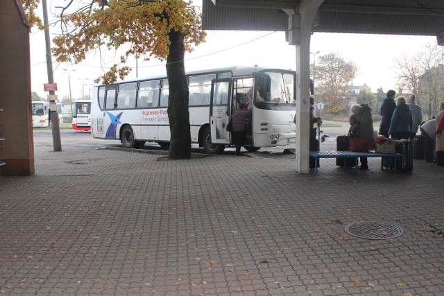 Z naszego dworca PKS  odjeżdża coraz mniej autobusów