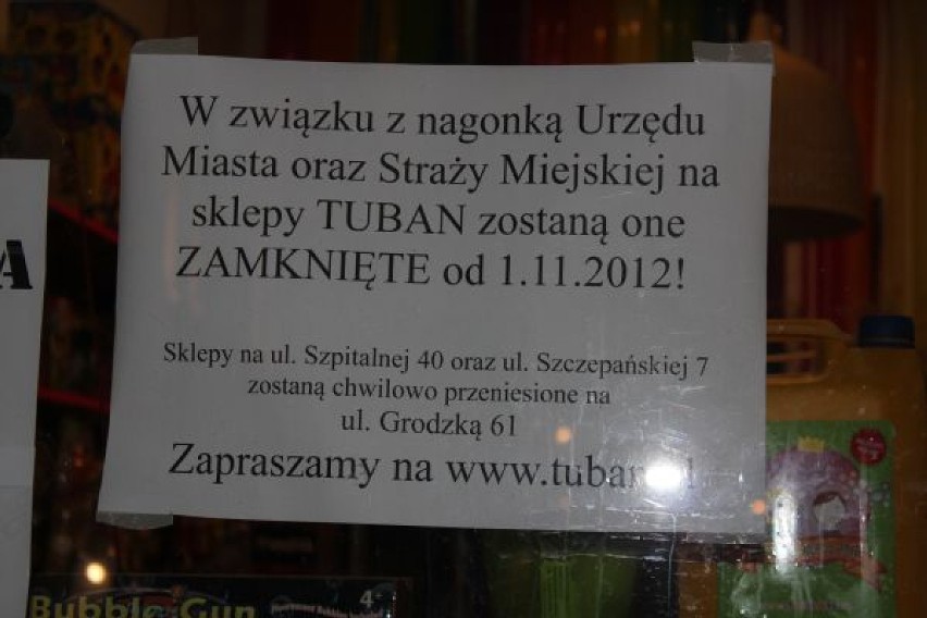 Właściciel sklepu z bańkami Tuban znajdującymi się m.in. na...