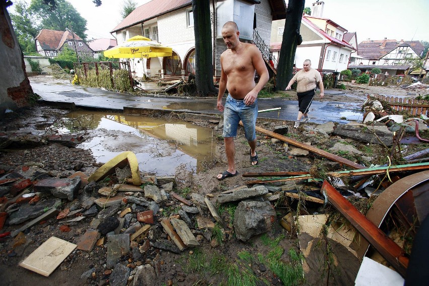 Bogatynia: Miasto zniszczone przez żywioł (NOWE ZDJĘCIA)