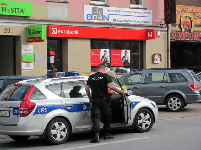 We wtorek po południu doszło do kolejnego napadu na bank w Kaliszu. Tym razem bandyci wybrali placówkę Eurobanku.