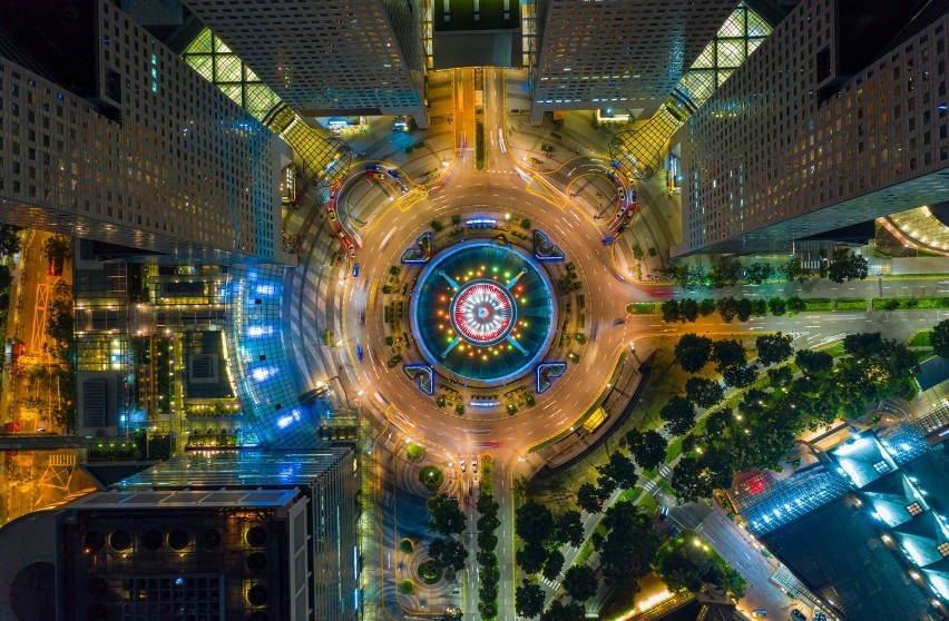 Fountain of Wealth, Singapur

Fontanna bogactwa w 1998 roku...