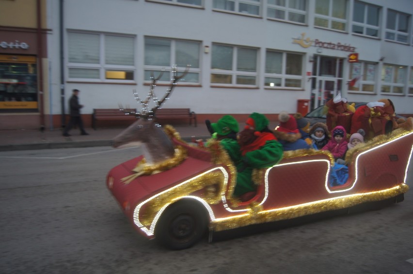 Mikołajkowa zabawa w centrum Wielunia [FOTO, WIDEO]