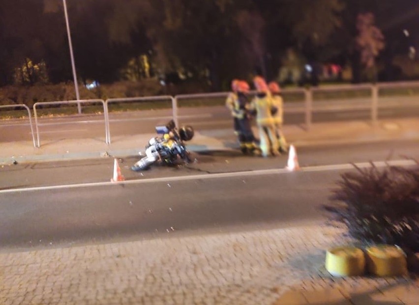 Do wypadku doszło na ulicy Struga na pasie prowadzącym w...