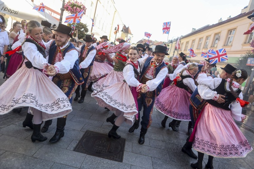 Festiwal polonijny w Rzeszowie oficjalnie otwarty.