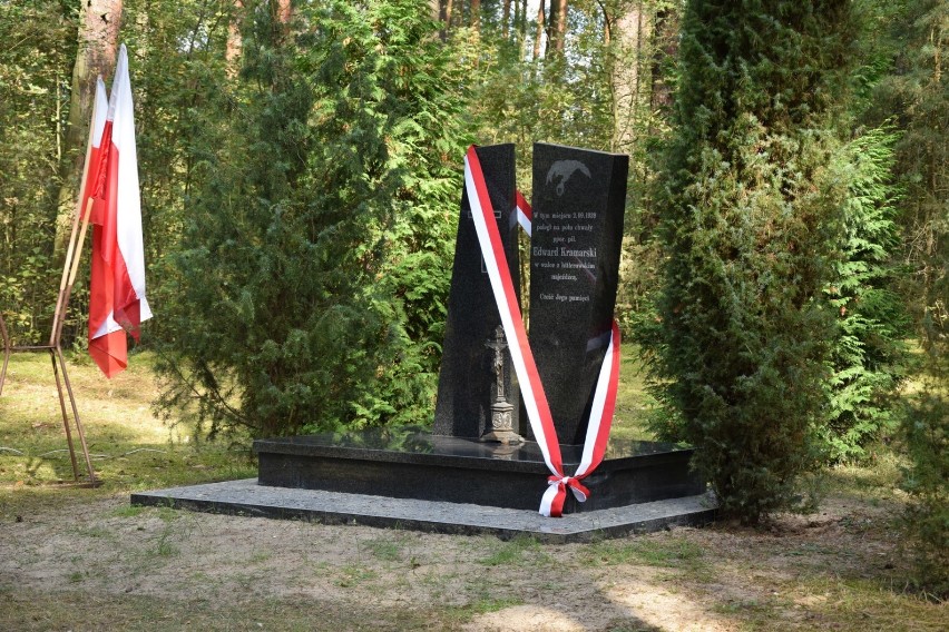 Odsłonięcie pomnika w Emilanowie