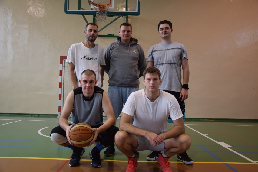 Turniej koszykówki w LO w Świebodzinie z okazji 100-lecia...