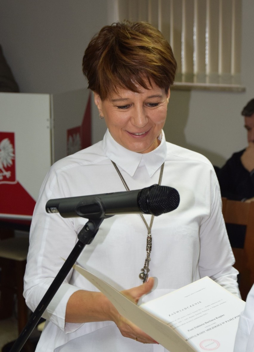 Elżbieta Kupiec, przewodnicząca komisji społecznej oświaty i zdrowia