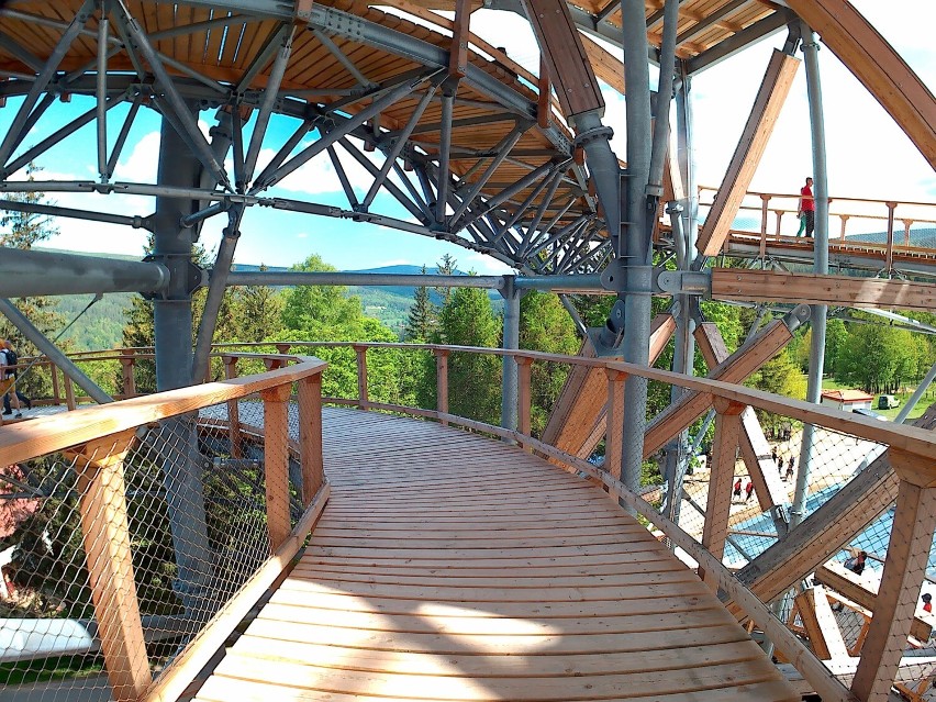 Sky Walk w Świeradowie-Zdroju - zobacz najnowszą atrakcję...