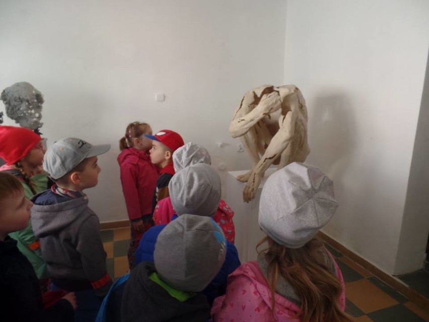 Przedszkolaki odwiedziły Galerię Magiel FOTO