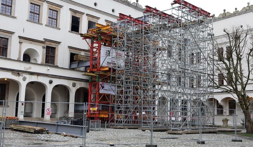 Piwnica w skrzydle północnym Zamku Książąt Pomorskich w Szczecinie już odgruzowana