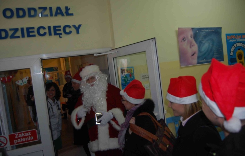 Gwiazdy mikołajkowej imprezy odwiedziły pacjentów malborskiego szpitala