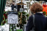 Uroczystości pogrzebowe Pawła Huellego. Pisarz spoczął na cmentarzu Srebrzysko