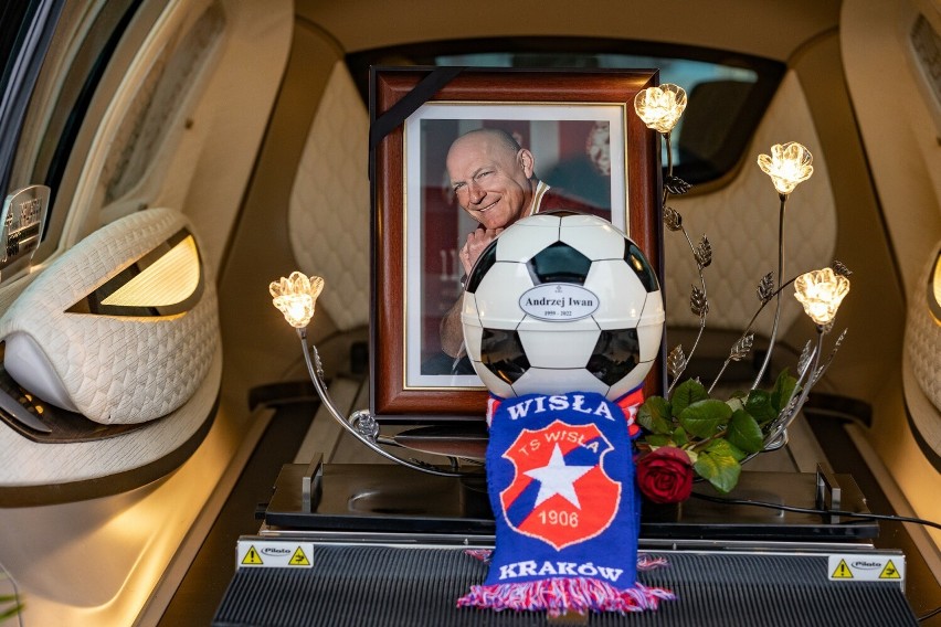 5 stycznia odbył się pogrzeb legendy futbolu Andrzeja Iwana