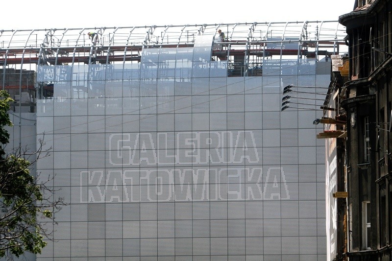 Galeria Katowicka - elewacja galerii od strony ulicy...