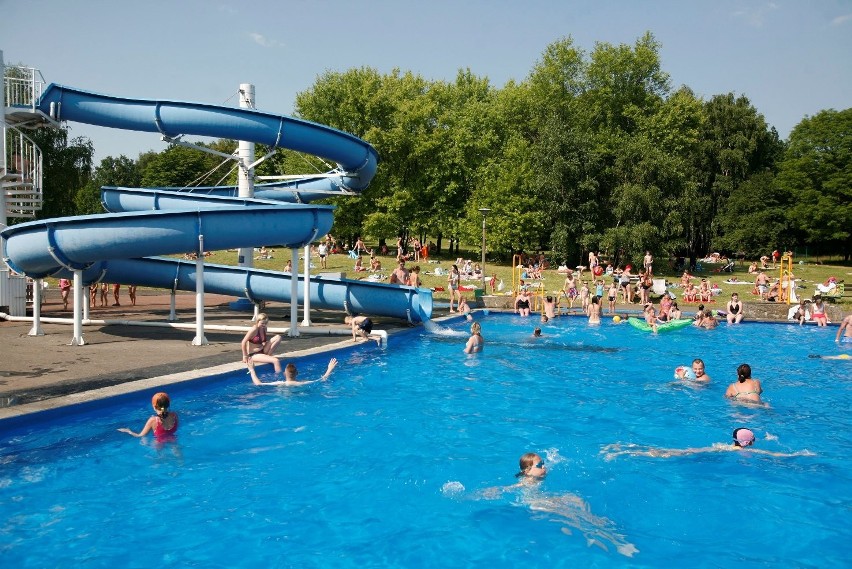 Kąpielisko Fala w Chorzowie wciąż cieszy się ogromną...