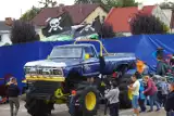 Wronki. Monster Trucki zrobiły prawdziwe show na Targowisku!
