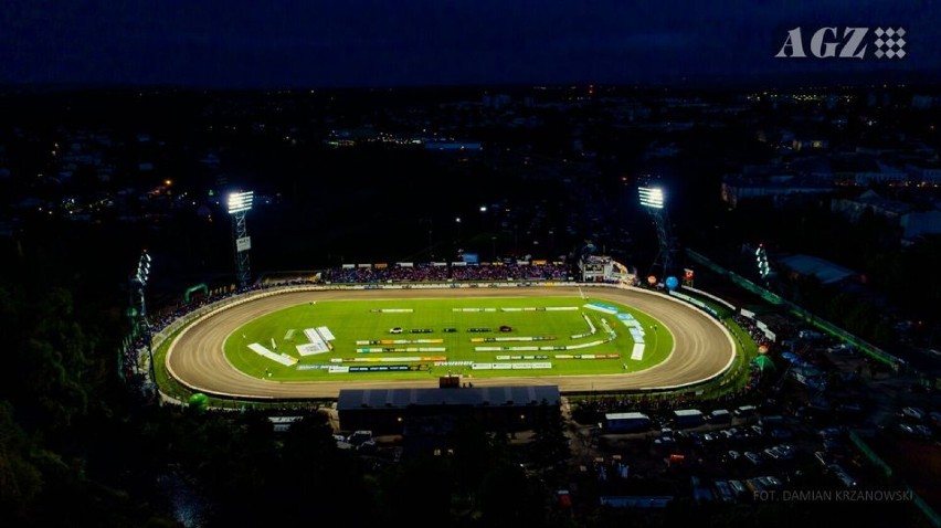 Rozpoczęto budowę trybuny na stadionie przy ulicy Legionów w Krośnie