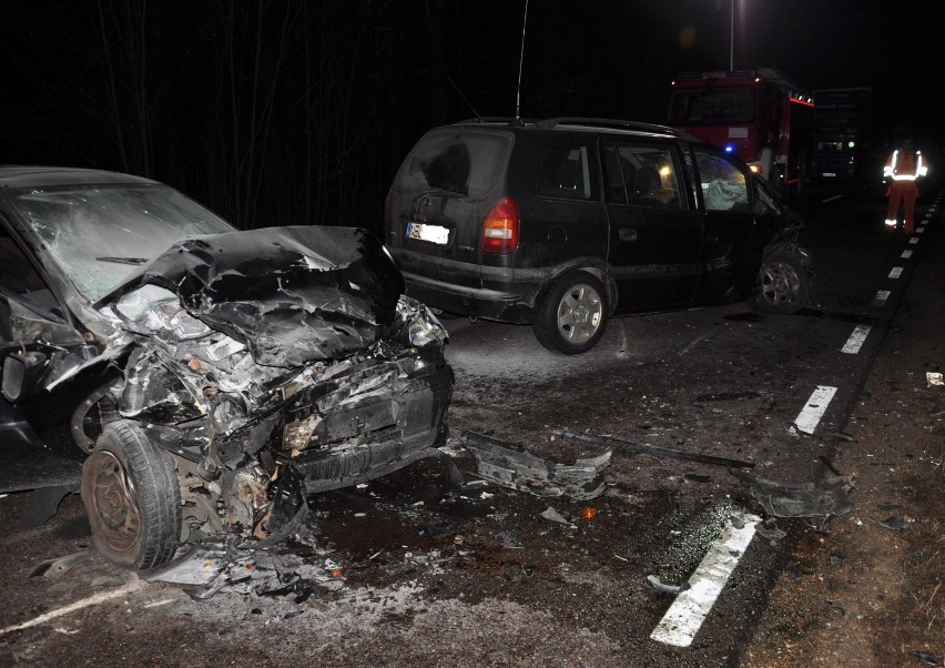 Wypadek koło Pisza. Trzy osoby zostały ranne