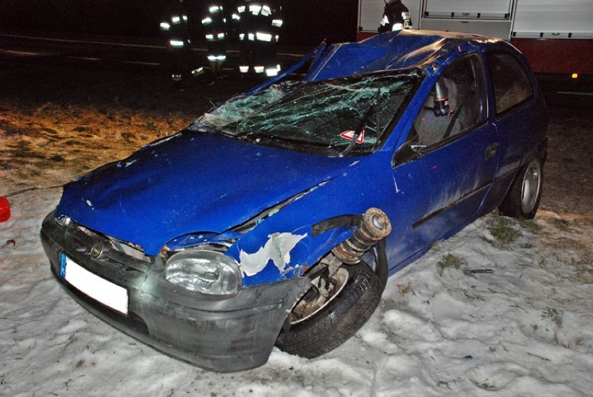 Wypadek w Wielgłowach - 4 osoby ranne, a kierowca pijany i bez prawa jazdy