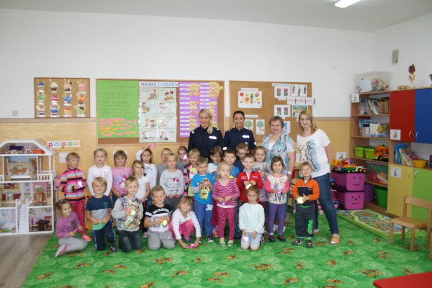 Policjantki z Brodnicy odwiedziły dzieci z SP w Gorczenicy