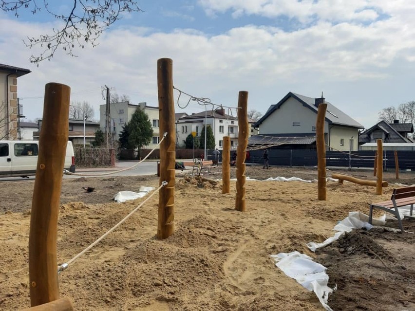 Na osiedlu Adampol w Świdniku powstaje pierwszy leśny ogród zabaw dla najmłodszych. Planowo prace zakończą się w czerwcu