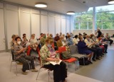 Mieszkańcy Ostrowa Wielkopolskiego na wykładzie o nadużywaniu leków – Ostrowskie Dni Seniora