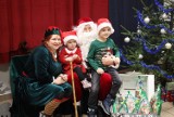 Spotkanie dzieci ze św. Mikołajem w Mechlinie. Dzieci przygotowały piosenki, wiersze i kolędy dla specjalnego gościa!