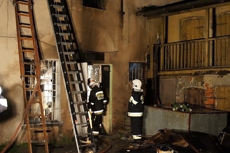 Kalisz: Pożar budynku gospodarczego przy ulicy Górnośląskiej. ZDJĘCIA