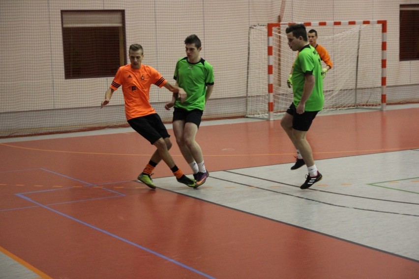 W Złotowiance rozegrano kolejkę Złotowskiej Ligi Futsalu grup A  i C 