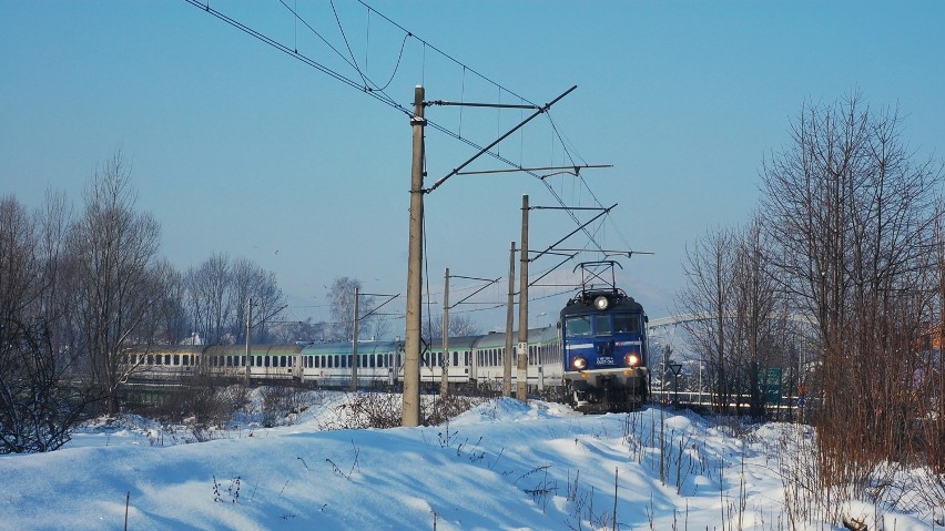  Łatwiejszy dojazd dla narciarzy, bo... ruszył autobus z Korbielowa do stacji PKP w Jeleśni