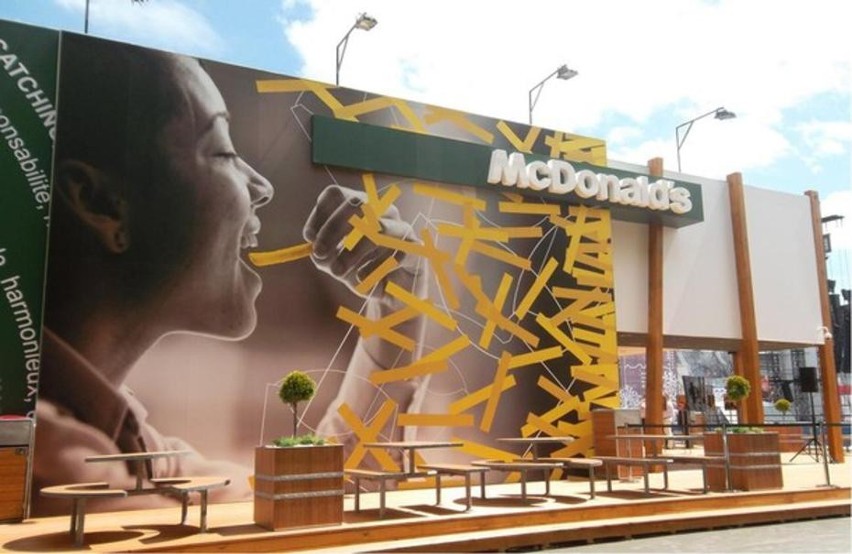 Otwarcie McDonald's w warszawskiej Strefie Kibica