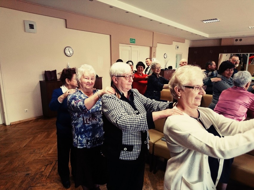 Muzyczna przygoda chórów z Czastar, Wieruszowa i Wielunia [FOTO]