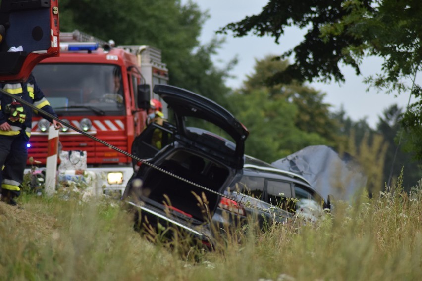 Poważny wypadek na DK11 koło Szczecinka. Wielki korek [zdjęcia]