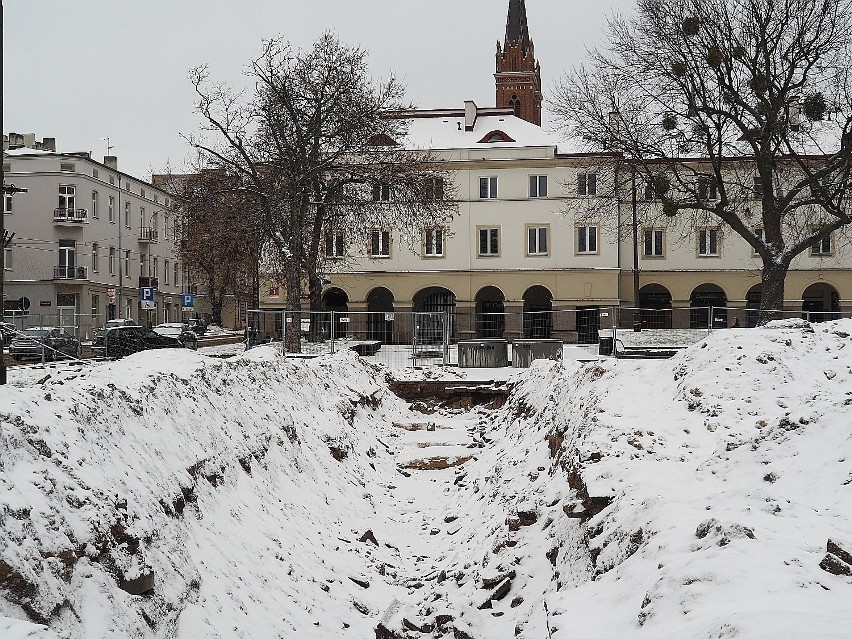 Stary Rynek w Łodzi - teraz i po rewitalizacji.