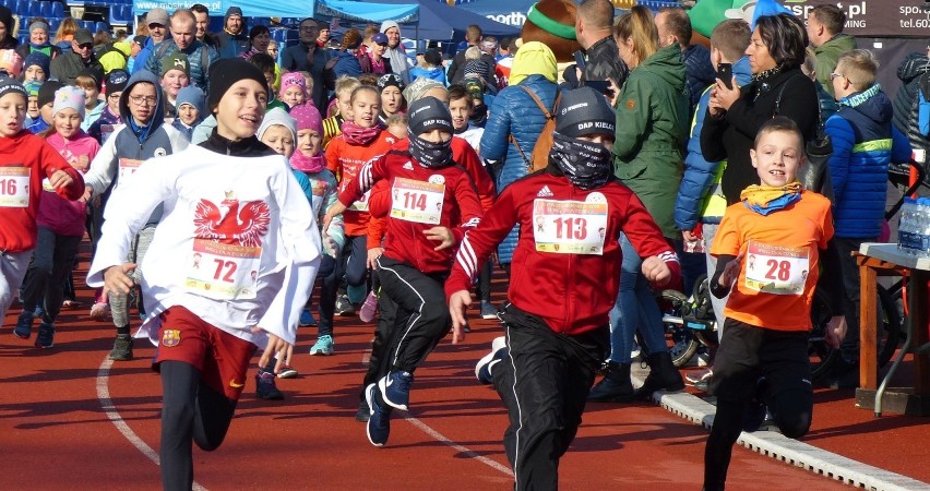 Przed 8. Kielecką Dychą na stadionie lekkoatletycznym odbyły...