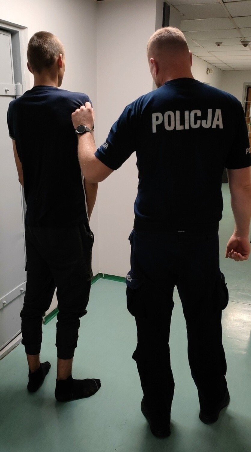 Policjanci z Radomska zatrzymali trzech mężczyzn...