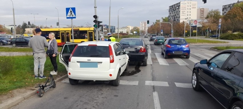 Wypadek w Kielcach i utrudnienia. Auta zderzyły się na ulicy Tarnowskiej