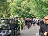 Tak wyglądał pogrzeb syna Sylwii Peretti. Na ostatnie pożegnanie Patryka przybyły tłumy