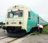 Wypadek w Ryjewie: Motorowerzysta potrącony przez pociąg Arriva relacji Malbork-Toruń