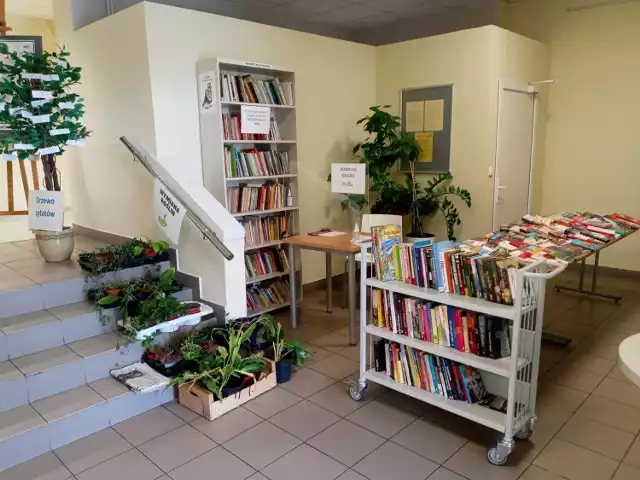 Książki na wynos to nowa usługa w libiąskiej bibliotece