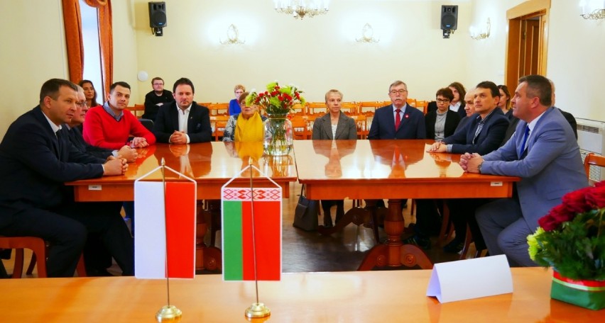 JAROCIN: Białoruskie miasto Słonim dołączyło do grona pięciu miast partnerskich, z którymi gmina nawiązała współpracę 