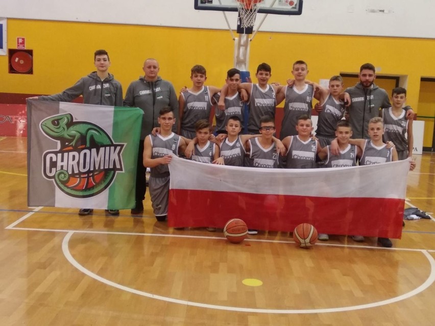 Młodzi koszykarze UKS Chromik Żary zajęli trzecie miejsce w...