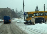 Śnieg zalega na zabrzańskich ulicach [Zdjęcia]