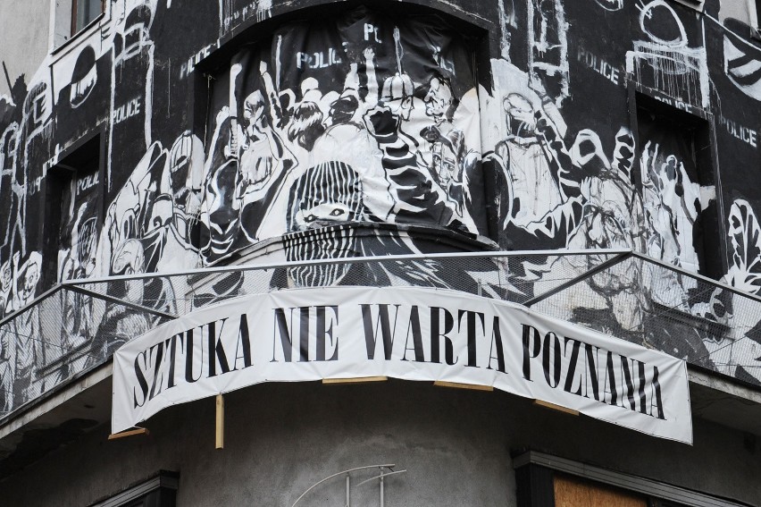 Skłot Odzysk zdobi nowy mural