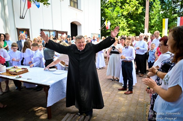 Charłupia Wielka nie widziała takiej uroczystości. Złoty jubileusz księdza Morzyckiego