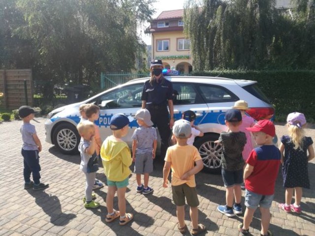 Policjanci na półkoloniach w Przedszkolu Fun&Play