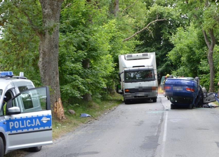 Wypadek na trasie Sopieszyno – Przetoczyno. Kierująca i dziecko trafili do szpitala